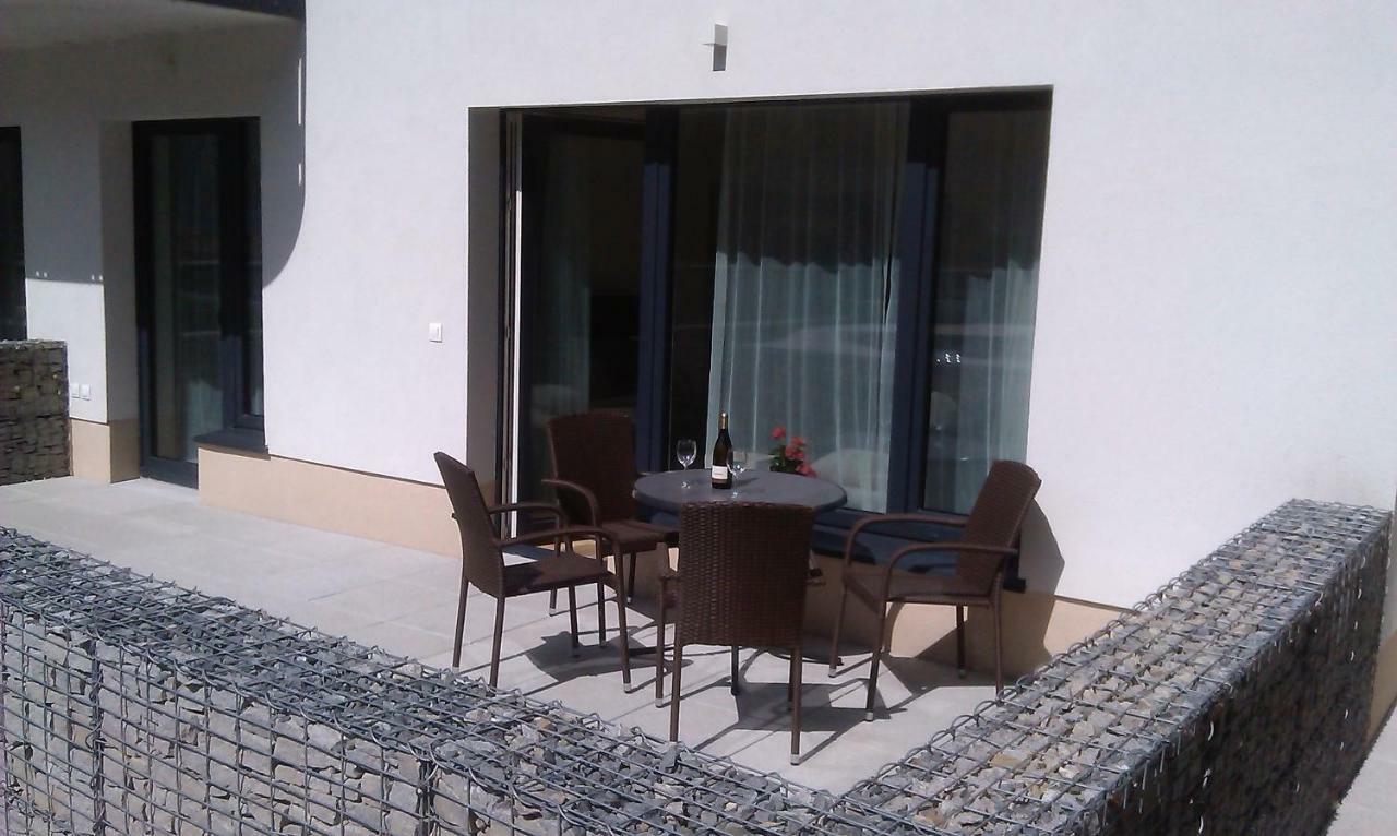 Апартаменты Sunny, Fully Furnished Studio Type With Terrace Пльзень Экстерьер фото